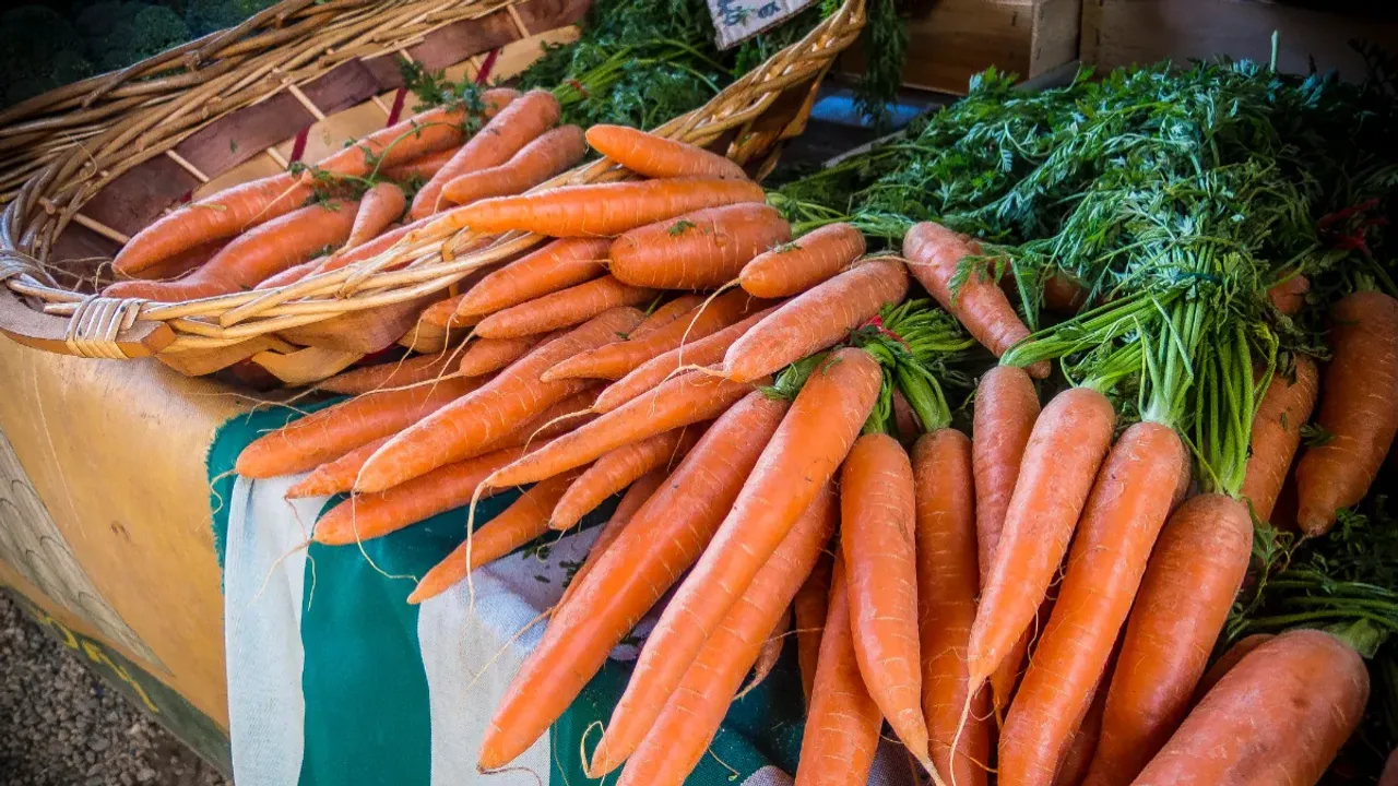 Eat Carrots: గుండె జబ్బు తగ్గించే క్యారెట్.. దీనిని తినడానికి సరైన మార్గం ఇదే..!!