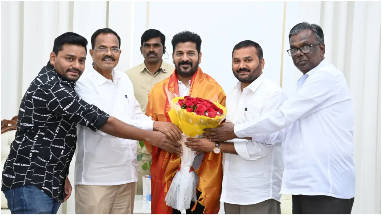 MotkuPalli: పదేళ్ల కేసీఆర్ కుట్రలకు తెలంగాణ ప్రజలు బలయ్యారు