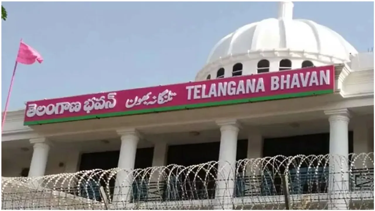 TS Government : బీఆర్ఎస్ కు రేవంత్ సర్కార్ షాక్.. తెలంగాణ భవన్ కు రెవెన్యూ శాఖ నోటీసులు!