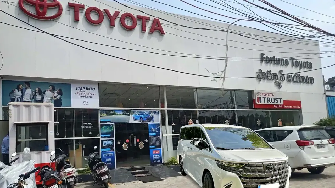 Toyota Car Sales: ప్రపంచంలో ఎక్కువగా అమ్ముడుపోతున్న కార్లు టయోటా కంపెనీవే!
