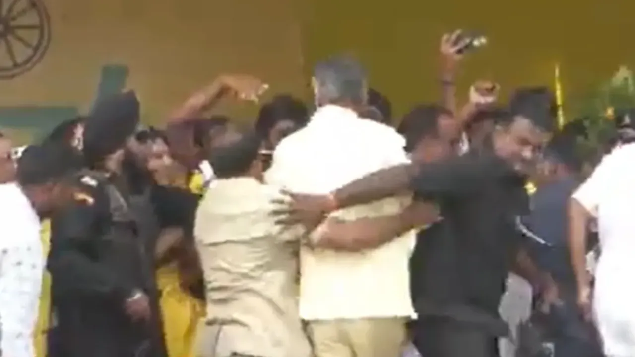 Breaking: చంద్రబాబు నాయుడికి తృటిలో తప్పిన ప్రమాదం!