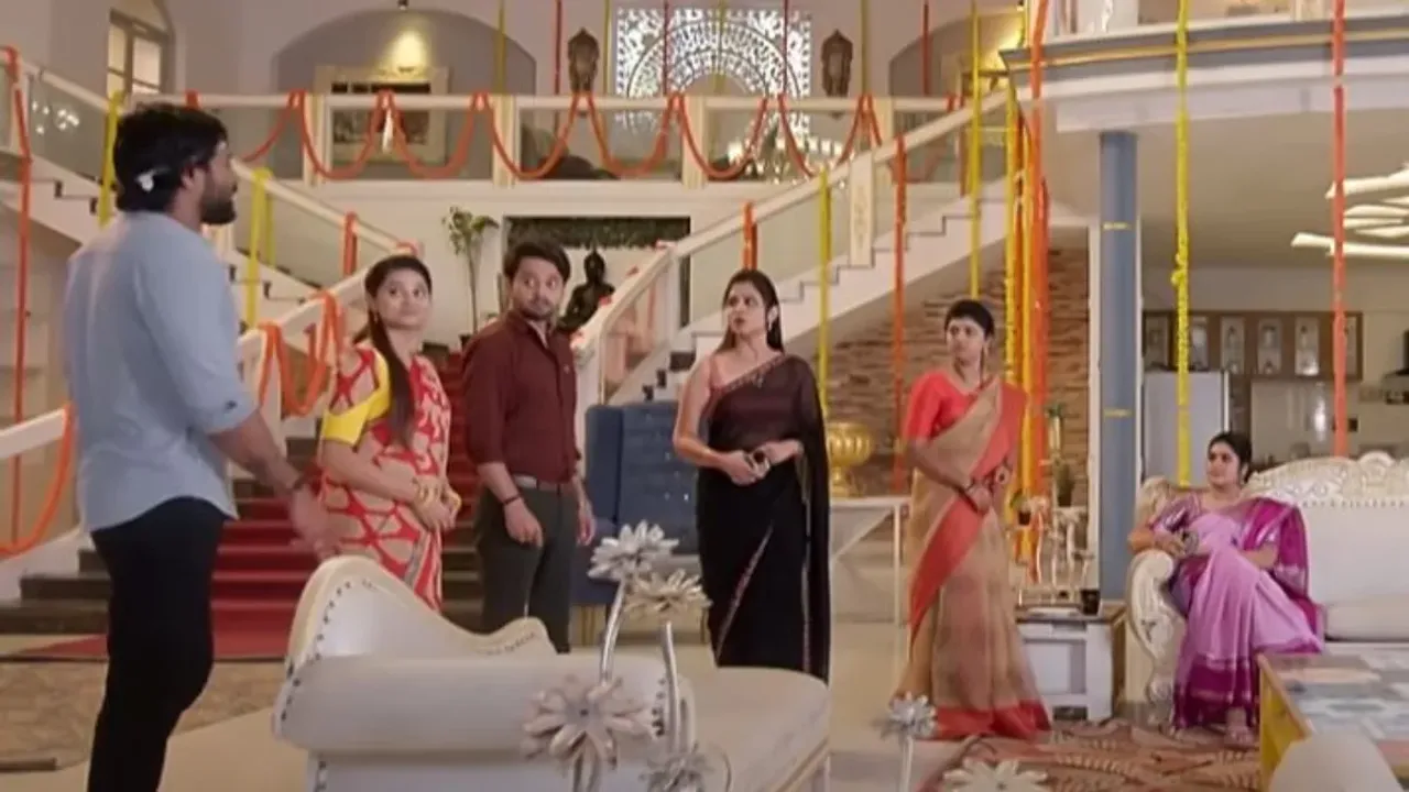 Krishna Mukunda Murari Serial: కృష్ణ చిన్నాన్న నిర్దోషి అని మూరారి నిరూపించగలడా? టెన్షన్ తో ముకుందా..!