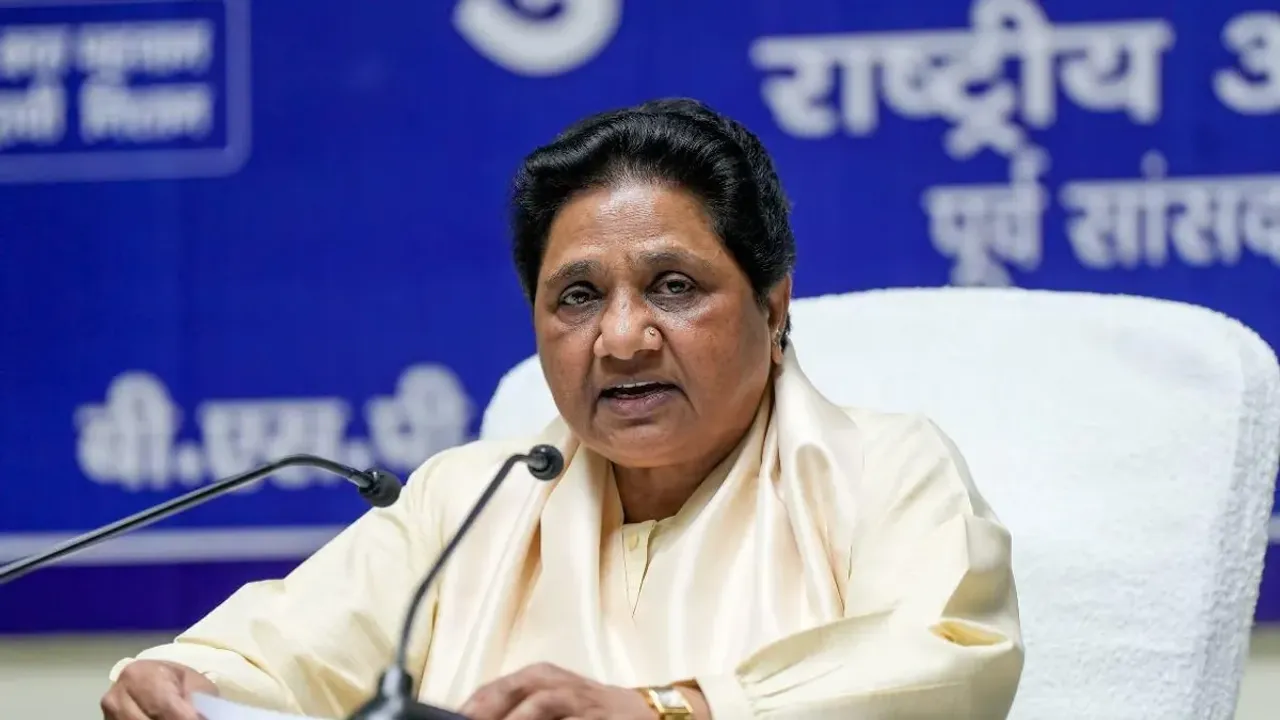 Mayavathi: కాన్షీరామ్‌కు కూడా భారతరత్న ఇవ్వాలి : మాయావతి