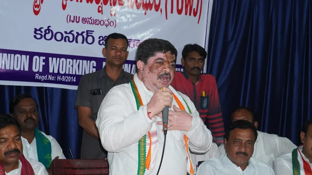 Medaram: మేడారం జాతరకు 6వేల ప్రత్యేక బస్సులు.. మంత్రి పొన్నం ప్రకటన