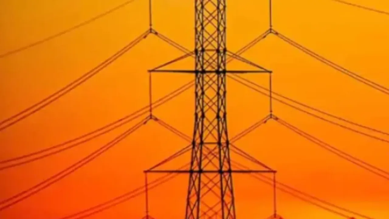Power Cuts: హైదరాబాద్ లో మొదలైన విద్యుత్‌ కోతలు..నేటి నుంచి ఎప్పటి వరకు