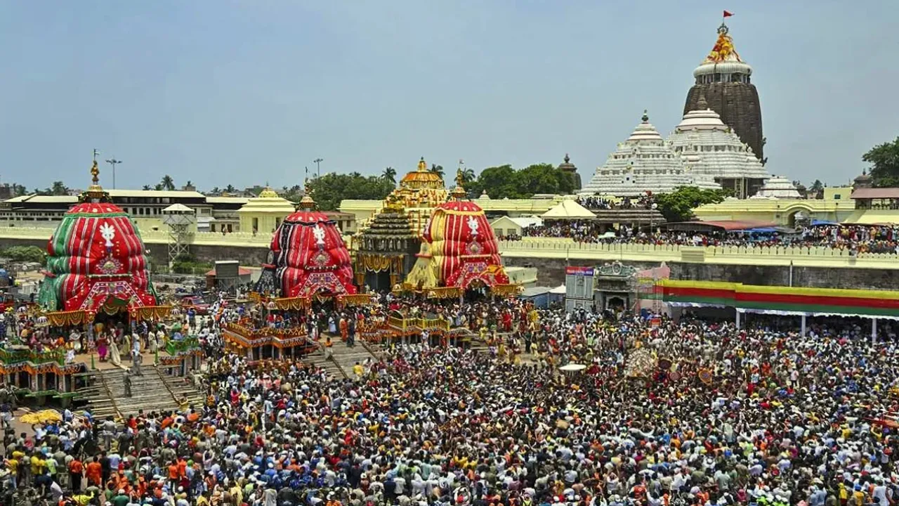 Puri Jagannath Temple: కరోనా తర్వాత తెరుచుకున్న పూరీ జగన్నాథుని 4 ద్వారాలు !