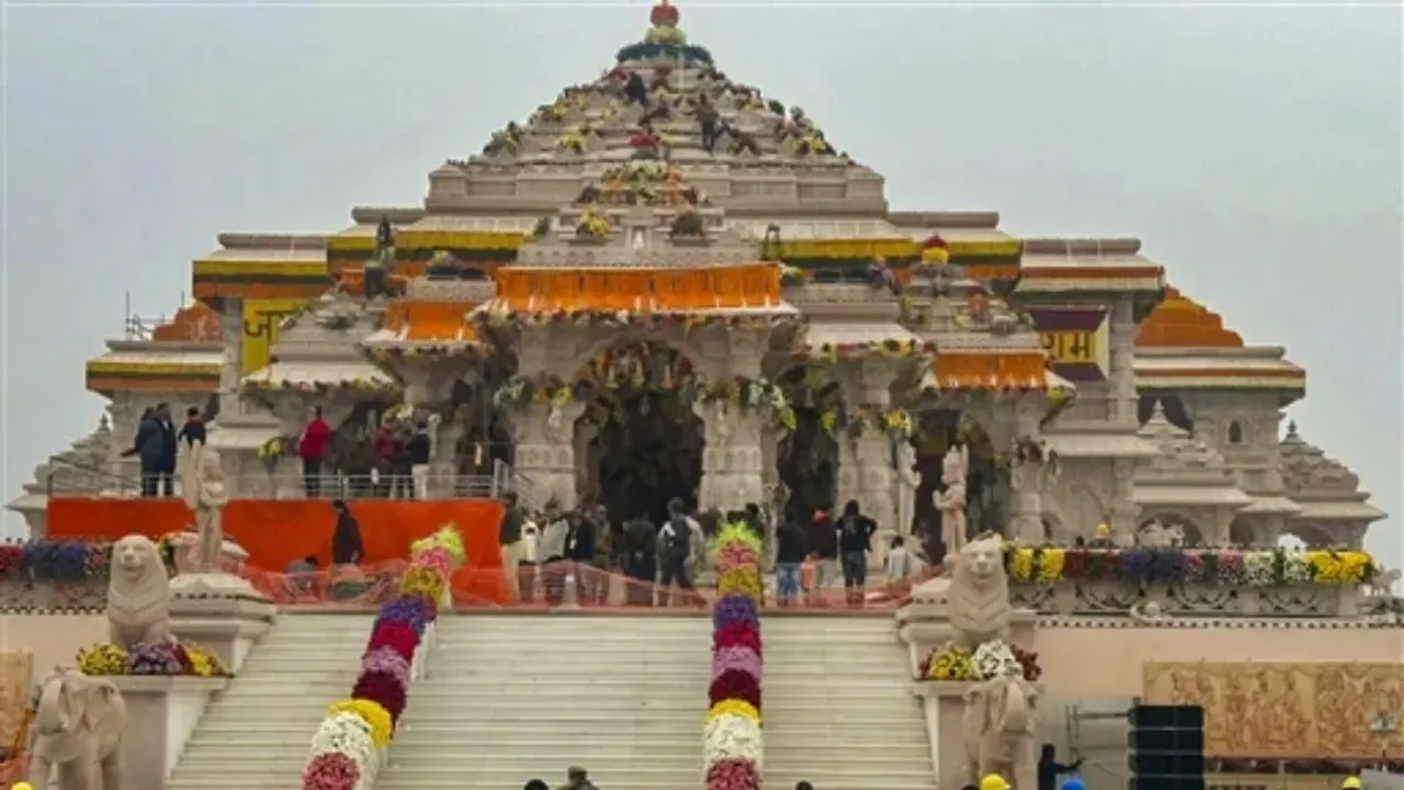 Ayodhya Ram Mandir: అయోధ్యలో బాలరాముడి దర్శన వేళలు ఇవే.. ఇలా టికెట్స్ బుక్ చేసుకోవచ్చు