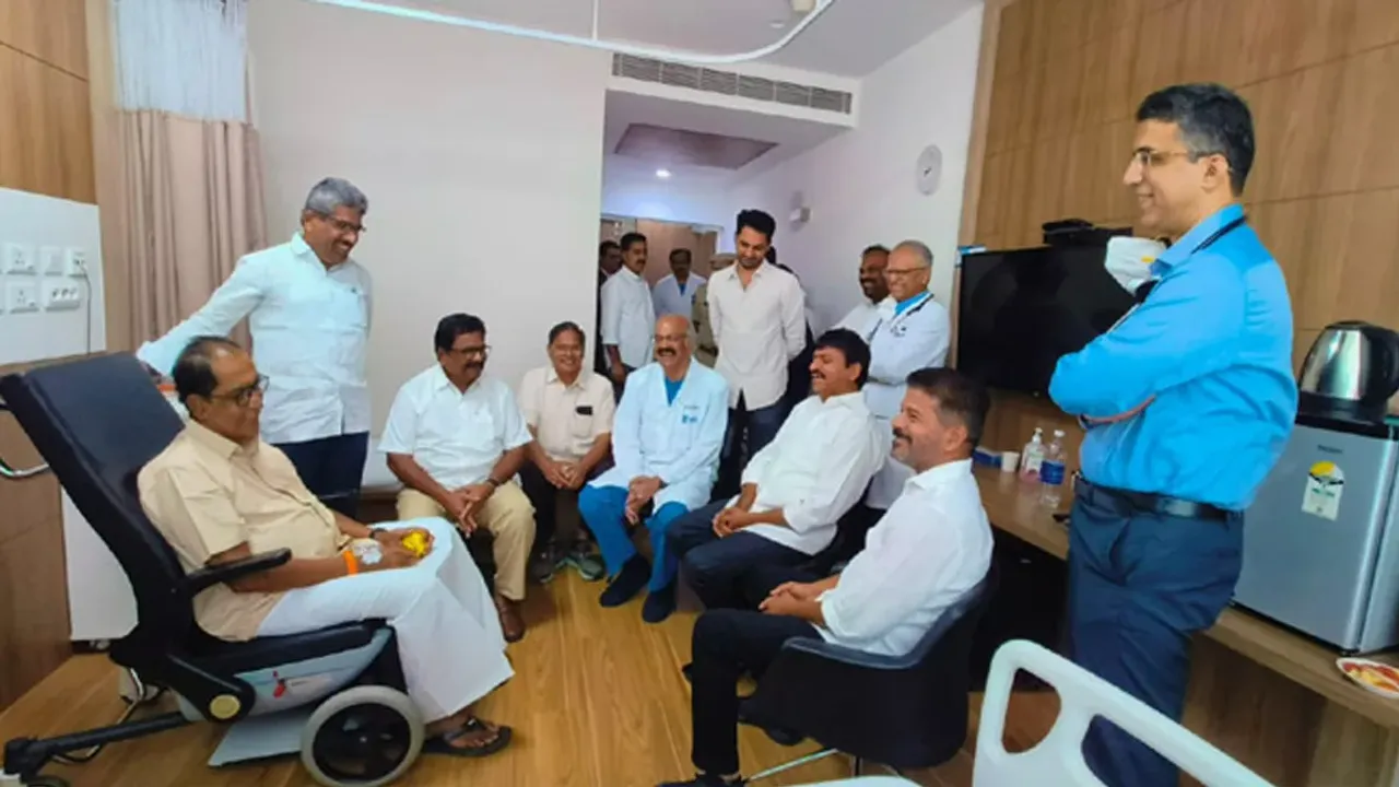 CM Revanth Reddy: తమ్మినేని, గడ్డం ప్రసాద్‌లను పరామర్శించిన సీఎం రేవంత్‌ రెడ్డి