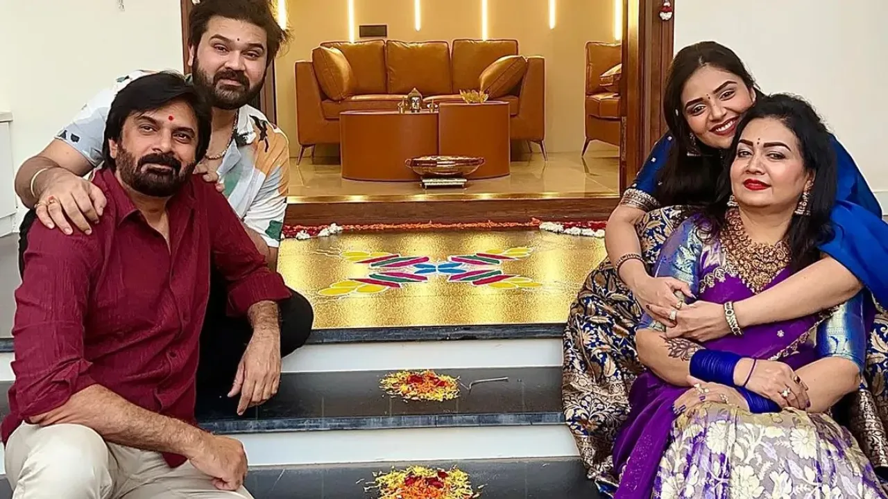 Sreemukhi : ఫ్యామిలీతో యాంకర్ శ్రీముఖి సంక్రాంతి సెలబ్రేషన్స్..!