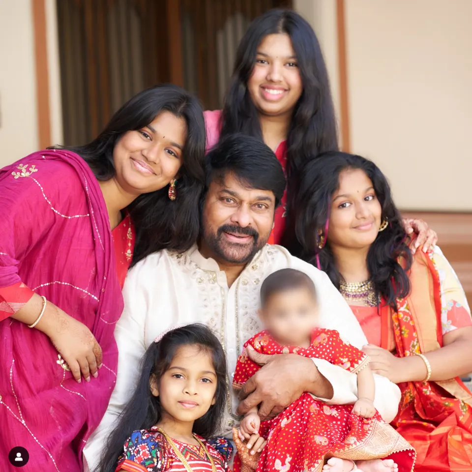 Chiranjeevi : "మనవరాళ్లతో పద్మ విభూషణుడు''.. రేర్‌ ఫోటో షేర్ చేసిన మెగా కోడలు!