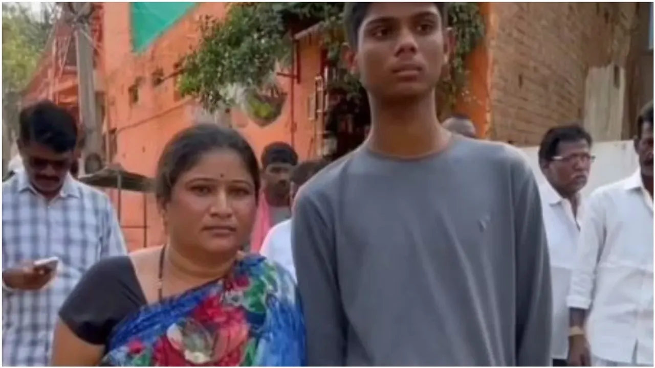 Ananthapuram: అనంతపురంలో ఏ.ఆర్ ఎస్సై నిర్వాకం.. 15 ఏళ్ళు  ఓ మహిళతో సహజీవనం చేసి...