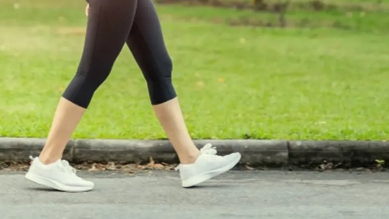 walking: ఏ వయసువారు ఎన్ని గంటలు నడవాలి?..నిపుణులు ఏమంటున్నారు?