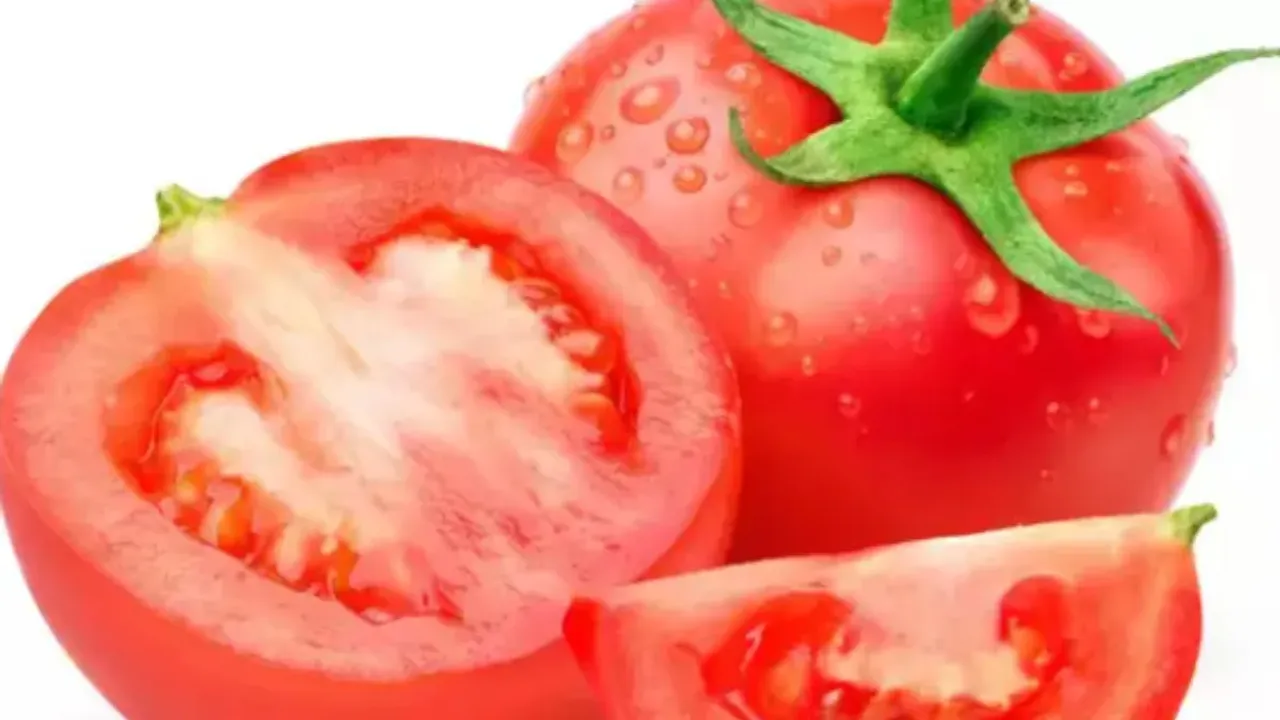 Health Tips: నోటిపూతతో బాధపడుతున్నారా..? టమాటాలను ఇలా వాడితే త్వరగా ఉపశమనం!