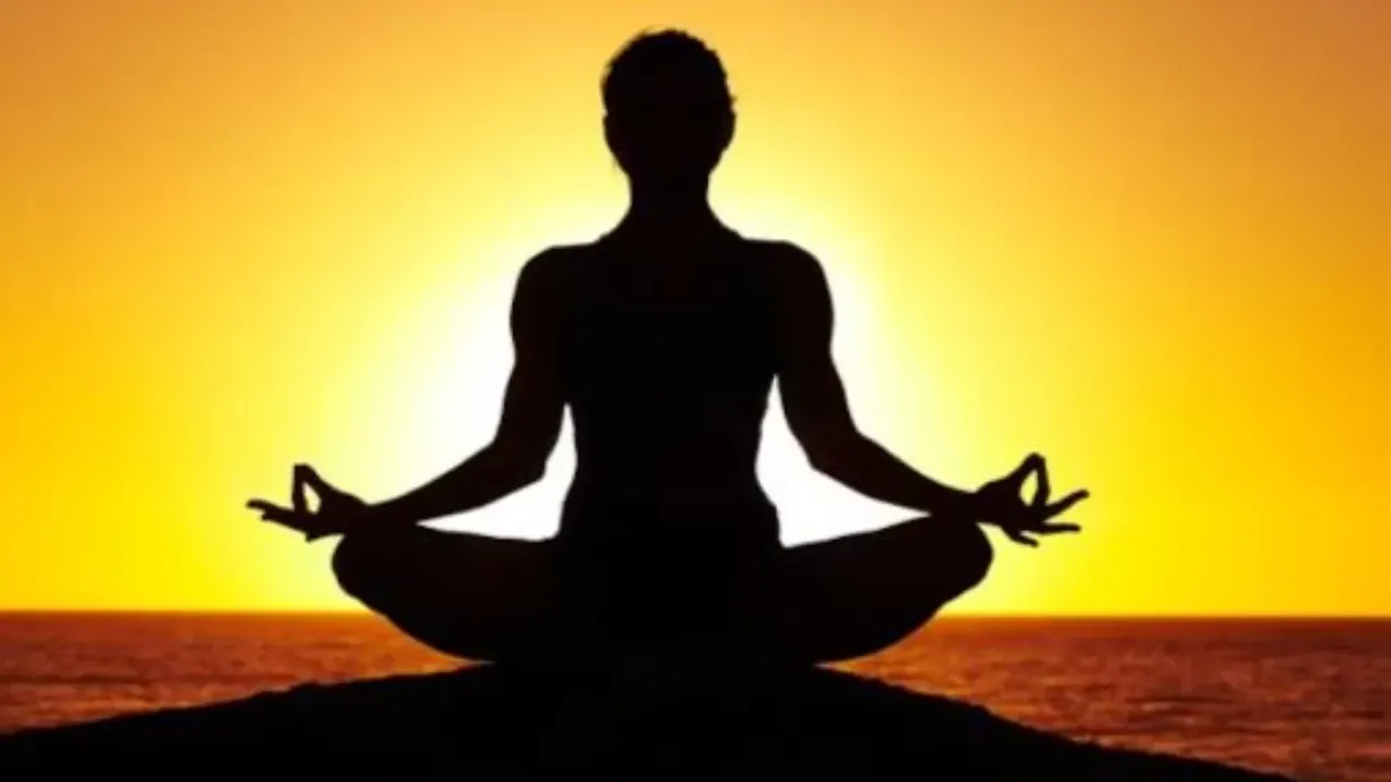 Health Tips: వందేళ్లు ఆరోగ్యంగా ఉండాలంటే ఈ ఆసనాలు వేయాల్సిందే