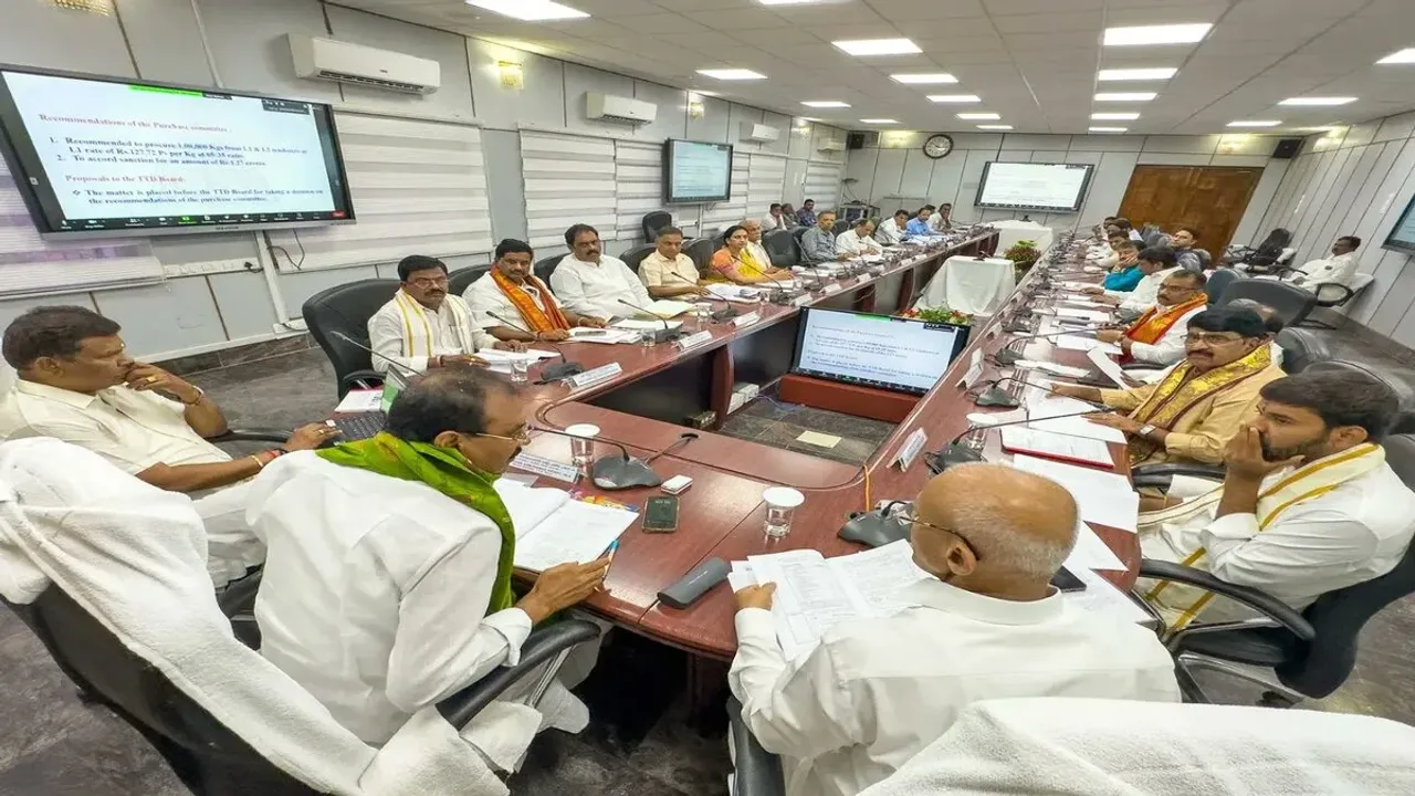 TTD: కాంట్రాక్ట్‌ ఉద్యోగులకు టీటీడీ గుడ్‌న్యూస్‌..!