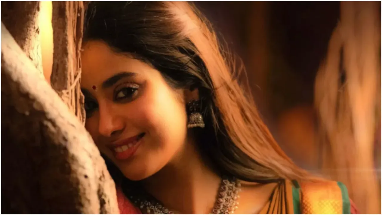 Movies: దేవరలో జాన్వీ క్యూట్ లుక్..బర్త్‌డే గిఫ్ట్
