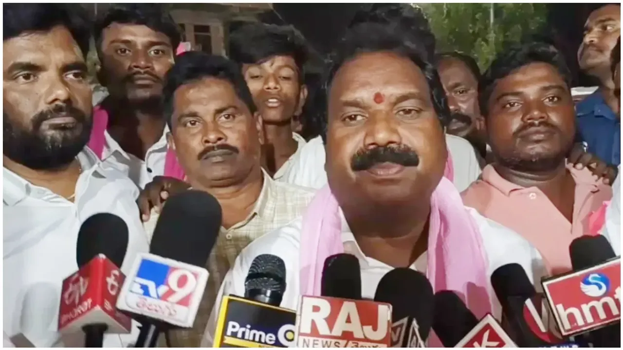 TS: మాజీ ఎమ్మెల్యే ఆరూరి రమేష్‌ ఇంటి దగ్గర హైటెన్షన్.. నేతల మధ్య ఘర్షణ!