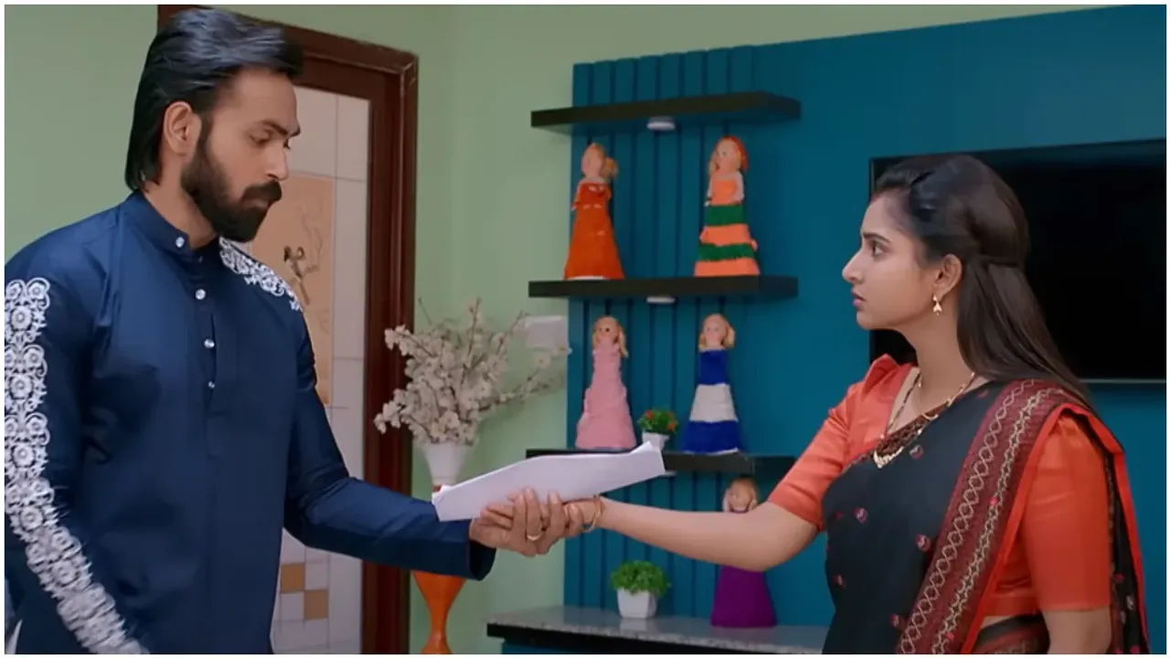 Brahmamudi Serial: భార్యకు రాజ్ విడాకులు.. భర్తకు ఊహించని షాకిచ్చిన కావ్య..!