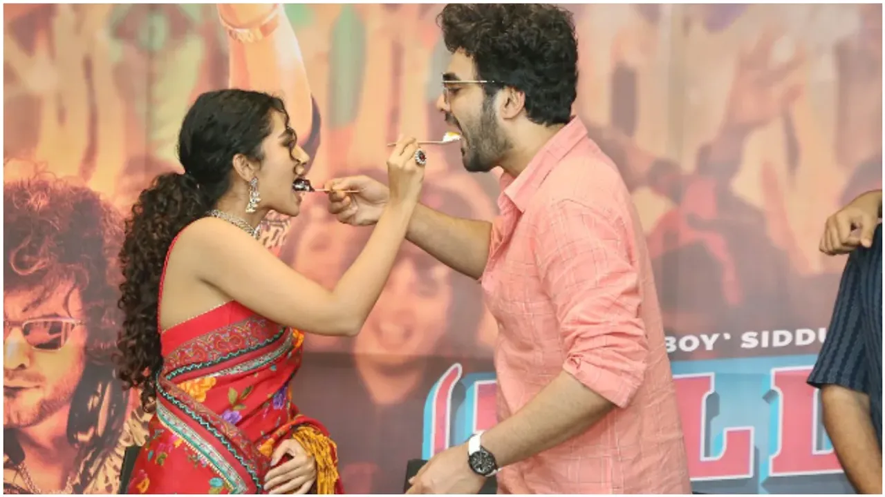 Tillu Square Success Meet: టిల్లు స్క్వేర్ సక్సెస్ మీట్.. వైరలవుతున్న ఫొటోలు.. ఓ లుక్కేయండి