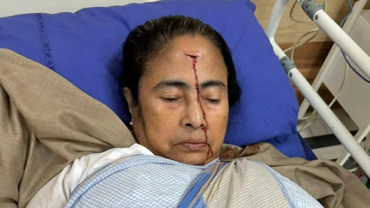 Mamata Banerjee : మమతా బెనర్జీ ని వెనక నుంచి ఎవరో తోసేసి ఉండొచ్చు!