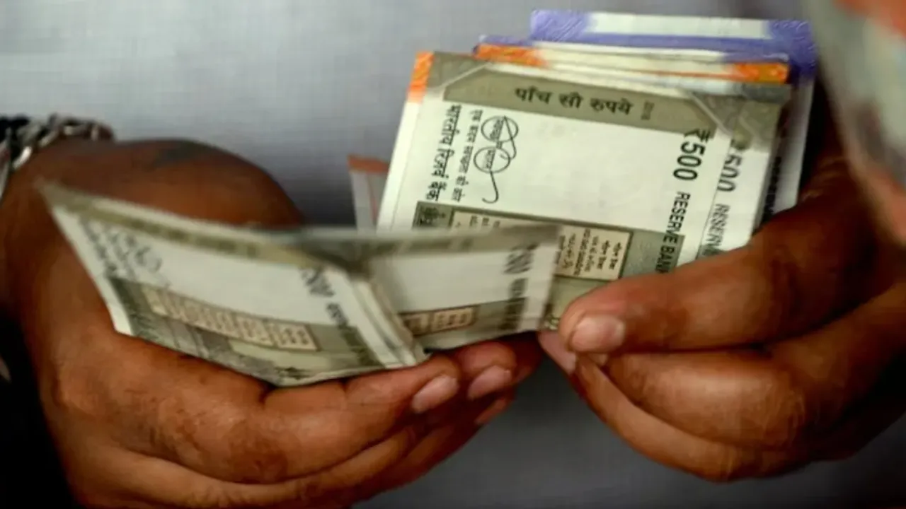Pension Scheme : రూ.7 పొదుపు.. ప్రతీనెలా 5 వేల పెన్షన్.. ఈ స్కీమ్‌ గురించి తెలుసుకోండి!