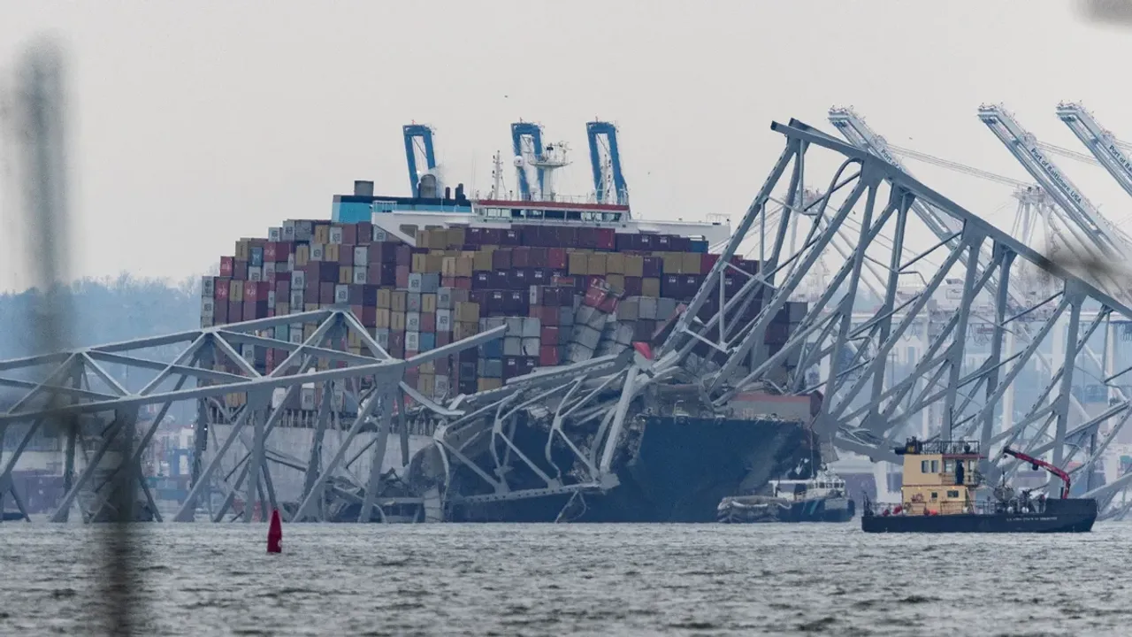 Baltimore Bridge Accident : వంతెన నిర్మాణం కోసం నిధులు విడుదల చేసిన అమెరికా..