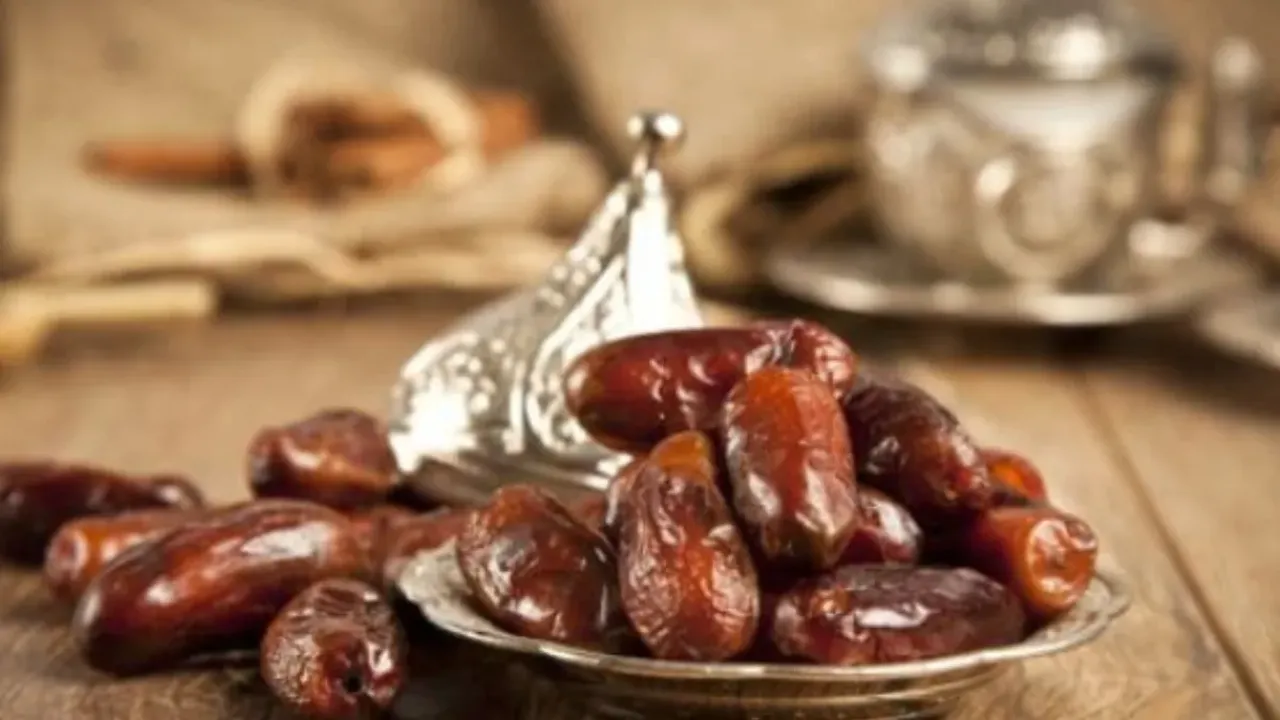 Ramadan Fasting : రంజాన్‌ మాసంలో ఖర్జూరం పండుకు ఎందుకు అంత ప్రాముఖ్యతో తెలుసా!