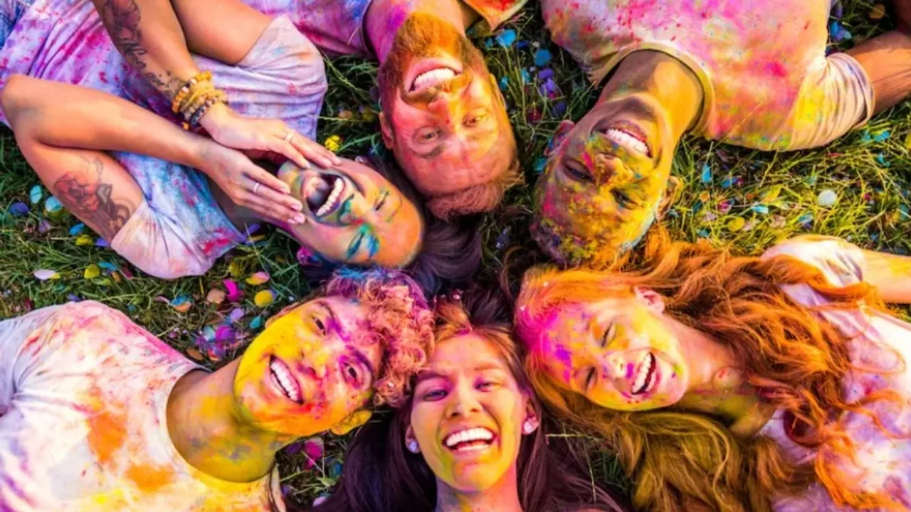 Holi 2024: తేడావస్తే "రంగు పడుద్ది.." హోలీ పండగపూట ఈ  జాగ్రత్తలు తీసుకోవల్సిందే.!