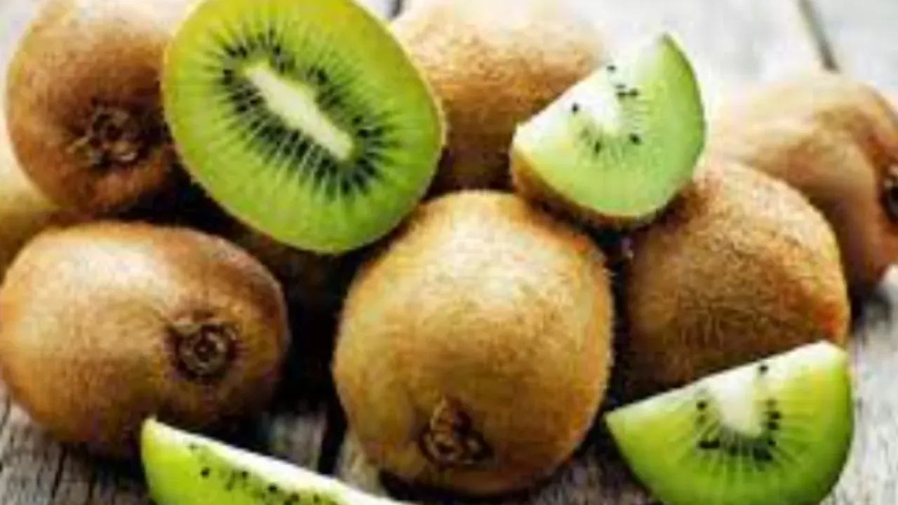 Health Tips : కివి తినడం వల్ల ఎన్ని ఆరోగ్య ప్రయోజనాలున్నాయో తెలుసా?