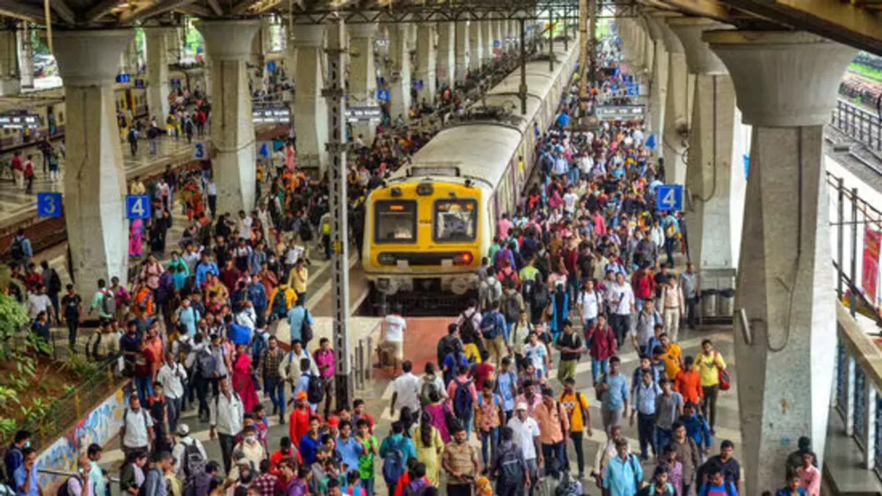 Maharashtra Govt: మహాసర్కార్ కీలక నిర్ణయం..బ్రిటీష్ కాలం నాటి 8 రైల్వే స్టేషన్ల పేర్లు మార్పు..!