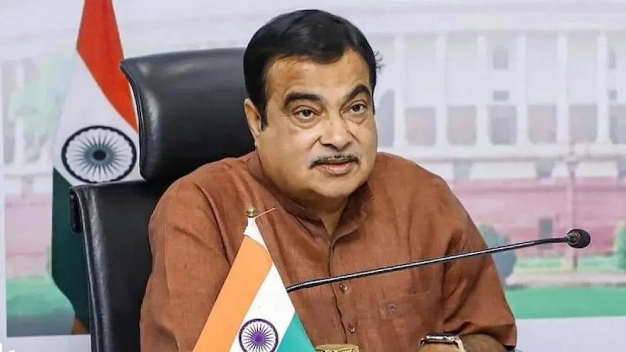 Nitin Gadkari On Fuel Vehicles: భవిష్యత్తులో నో పెట్రోల్ వెహికల్స్..ప్రతి ఇంట్లో ఎలక్ట్రిక్ కారు..!