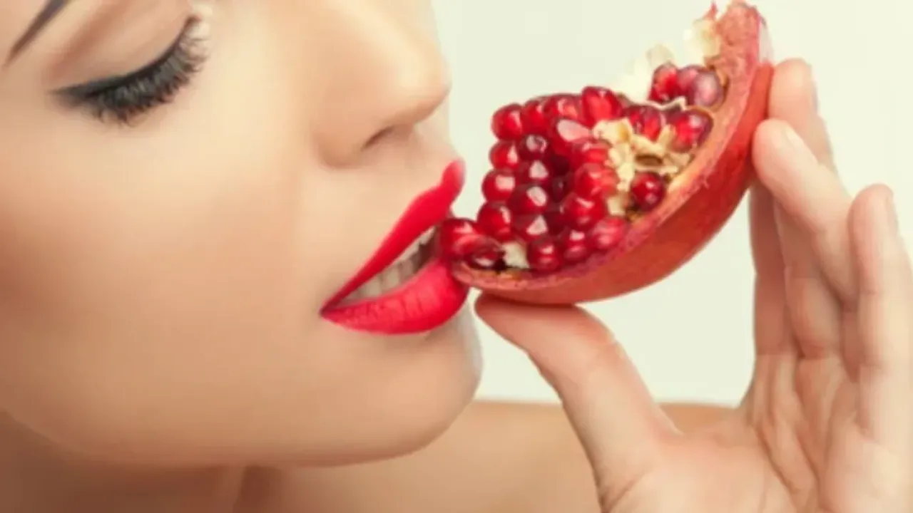 Pomegranate Juice : ఎర్రటి గింజలు ఉన్న దానిమ్మను ఎలా గుర్తించాలి?