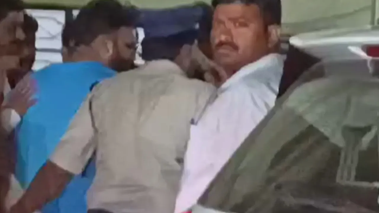 Prathipati Pulla Rao : మాజీ మంత్రి ప్రత్తిపాటి పుల్లారావు కుమారుడి అరెస్ట్‌..14 రోజుల రిమాండ్‌!