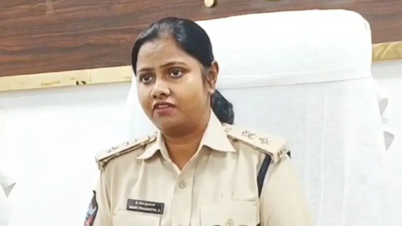 AP Police: ఆన్లైన్లో వేధింపులకు పాల్పడితే ఈ వాట్సప్ నంబర్ కు ఫిర్యాదు చేయండి: ఎస్పీ