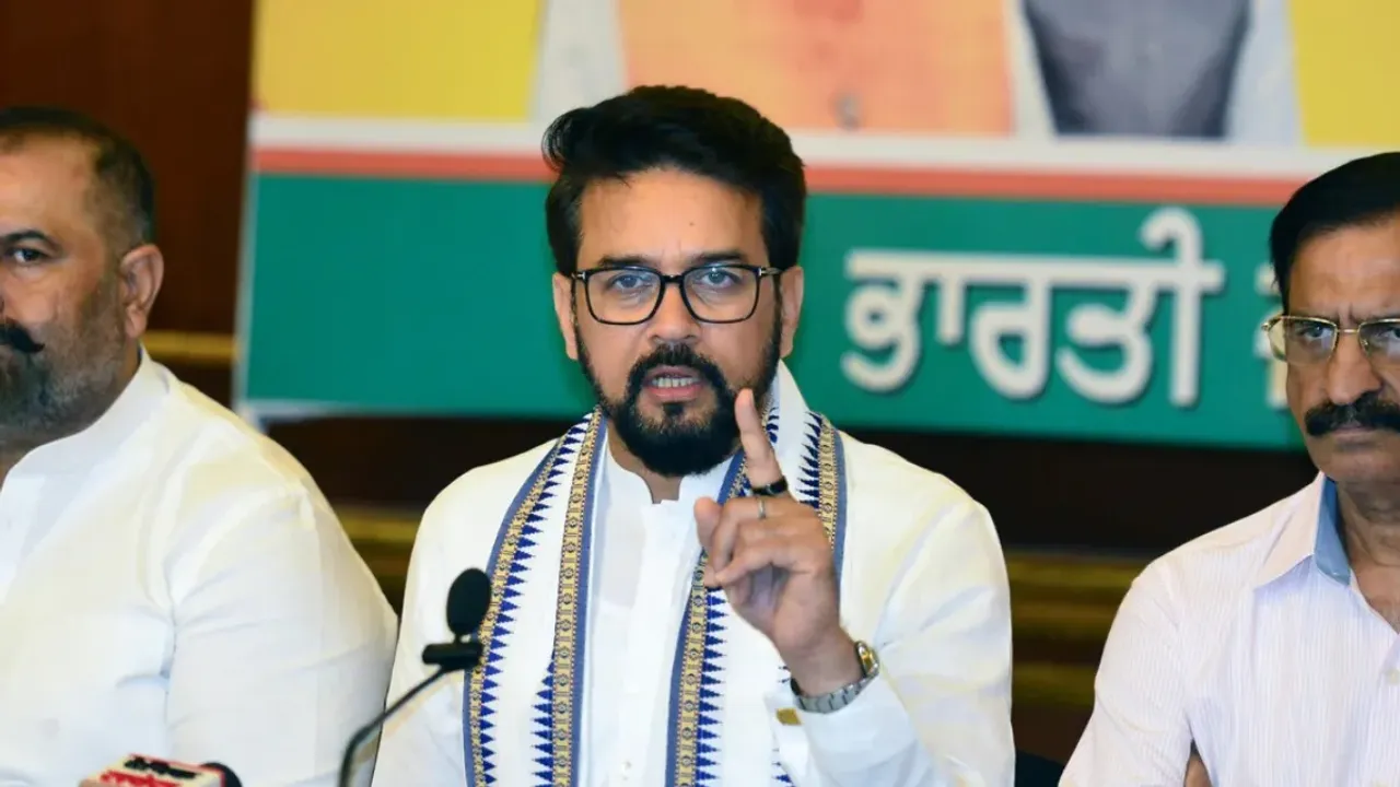 Anurag Singh Thakur:  ఓవైసీ గోవులను కోసి తినమంటాడు.. కేంద్ర మంత్రి సంచలన వ్యాఖ్యలు