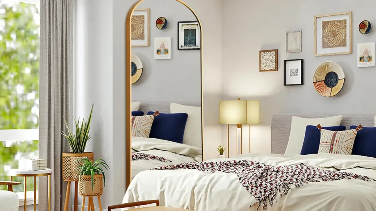 Bedroom Mirror: బెడ్‌రూమ్‌లో అద్దం పెట్టుకుంటున్నారా.. జాగ్రత్త