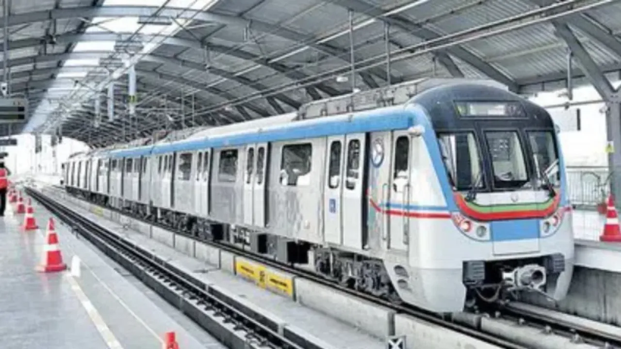 Telangana: ఎల్బీనగర్ - హయత్‌నగర్ మార్గంలో 6 మెట్రో స్టేషన్లు..!