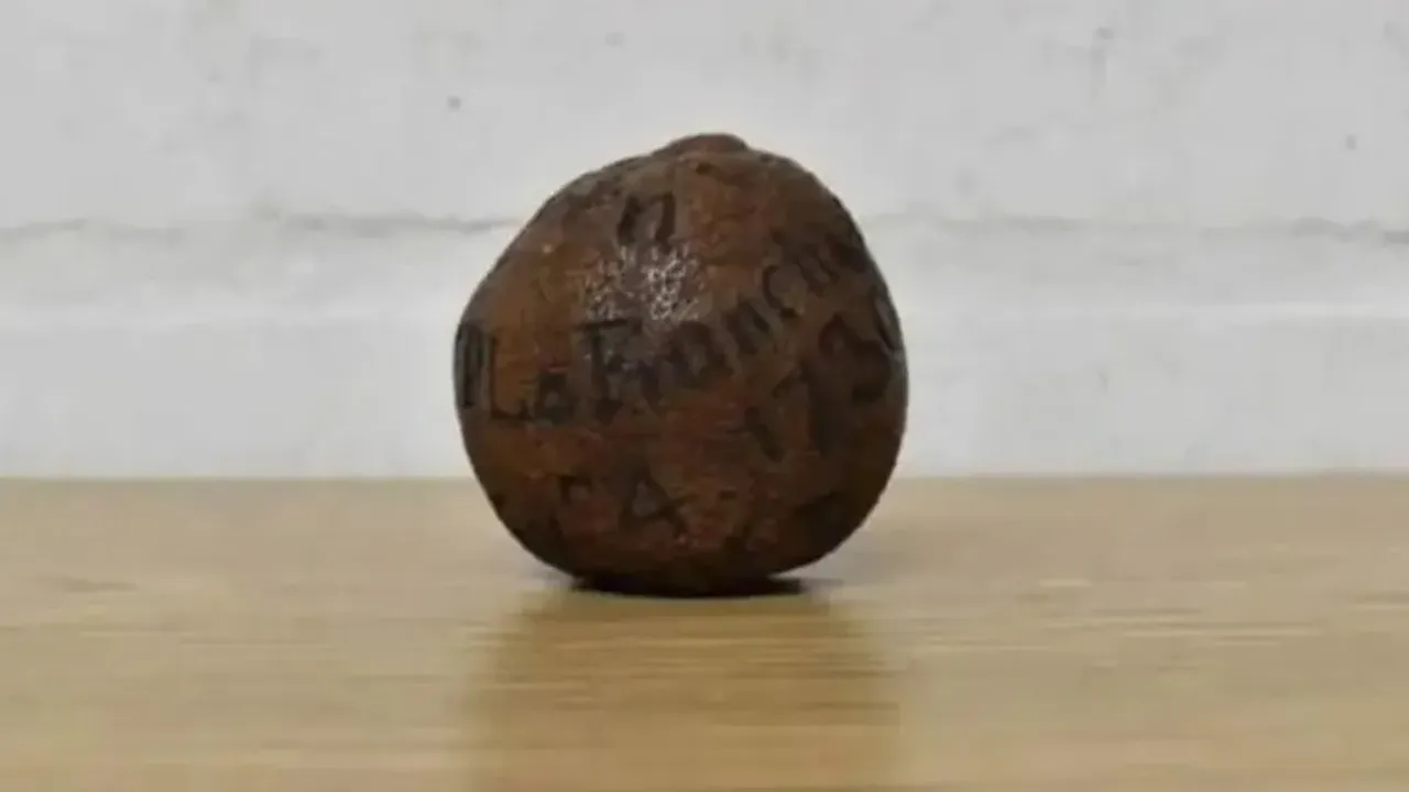 England Lemon: వేలంలో లక్షన్నర పలికిన నిమ్మకాయ..ఎందుకో తెలుసా?