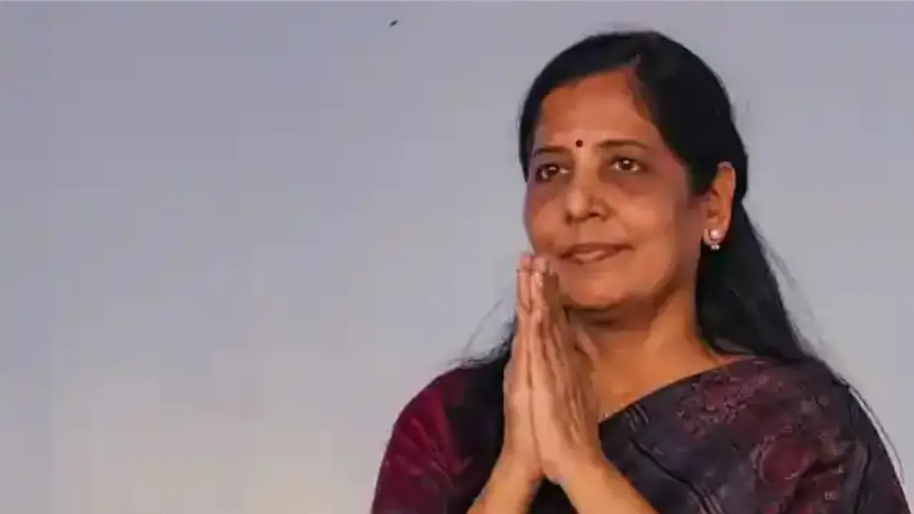 Delhi : ఢిల్లీ సీఎంగా కేజ్రీవాల్ భార్య సునీత?