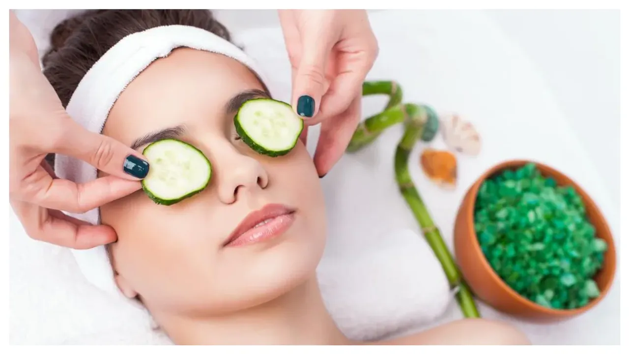 Summer Skin Tips: వేసవిలో మెరిసే చర్మం కోసం ఈ ప్యాక్స్ ట్రై చేయండి!