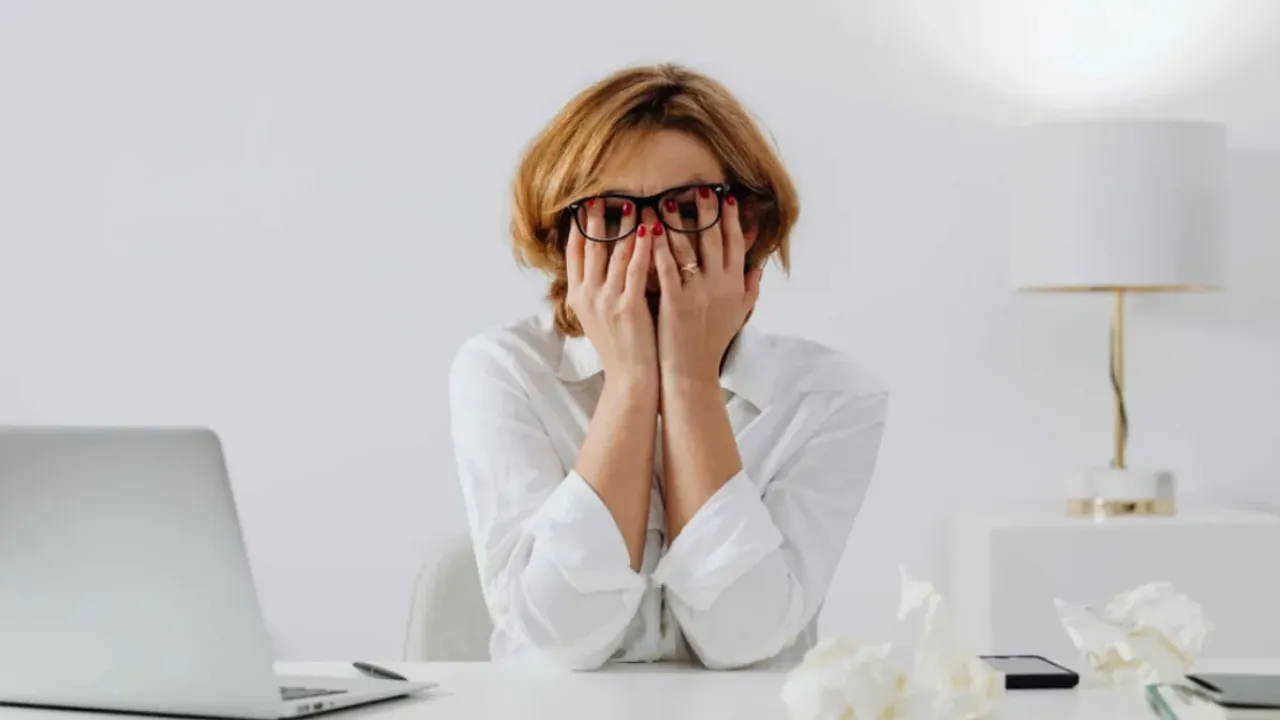 Health Tips : రాత్రి నేల పై ఇలా చేయండి.. అవి తగ్గిపోతాయి..!