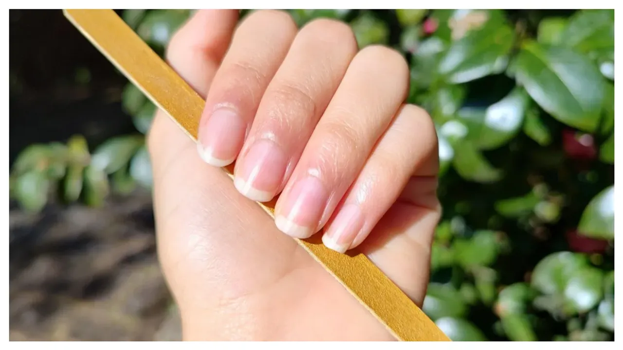 Health tips: గోళ్ళపై తెల్లటి మచ్చలు రావడానికి కారణాలు ఇవే!