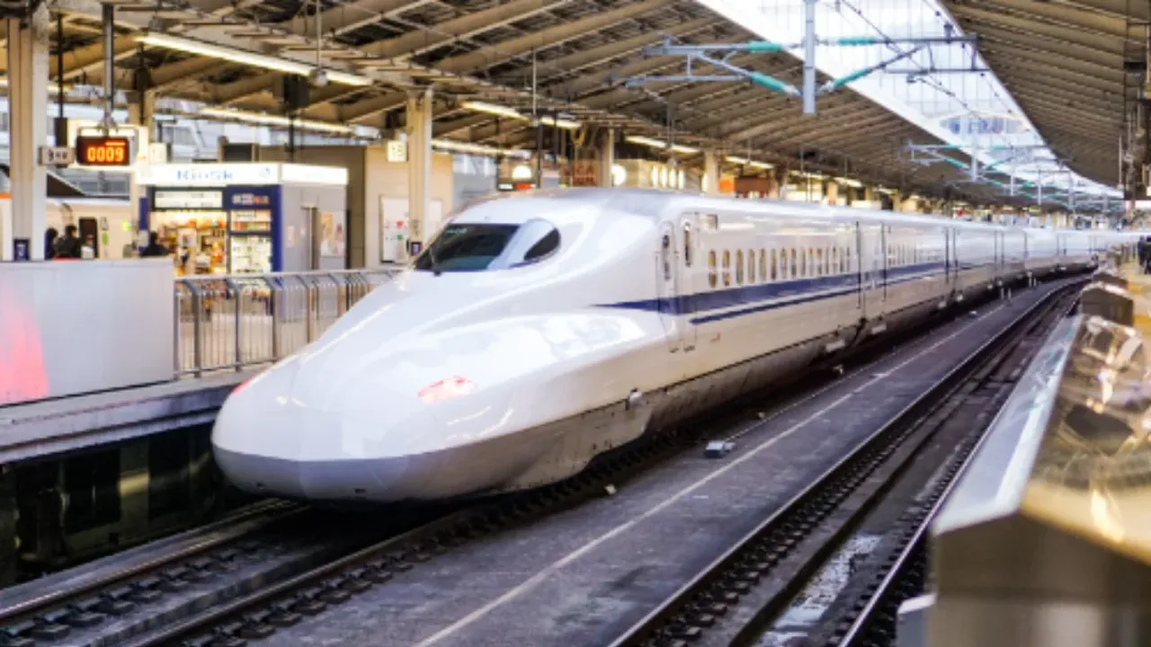 Japan:మొట్టమొదటిసారి జపాన్‌లో 17నిమిషాలు ఆలస్యం అయిన బుల్లెట్ ట్రైన్..ఎందుకో తెలుసా..