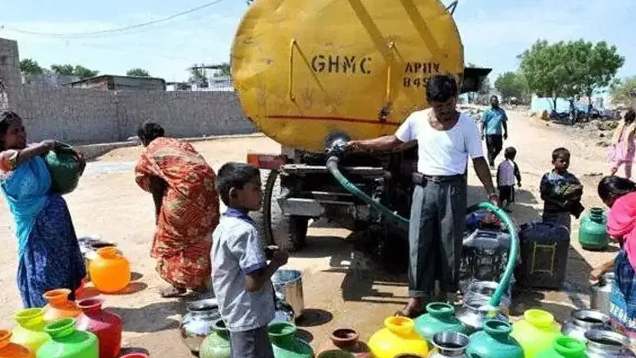 Hyderabad: హైదరాబాద్‌లో మొదలైన నీటి సమస్య..