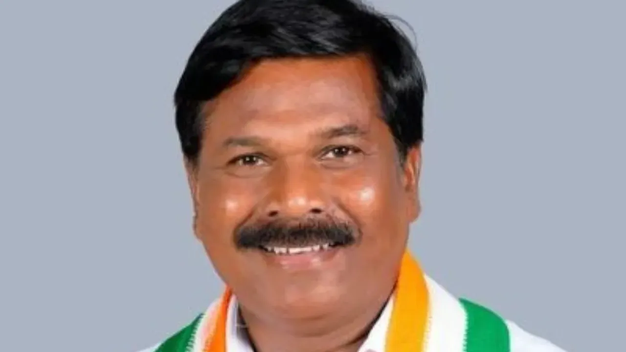 MLA Vamshi Krishna: మహిళకు సర్జరీ చేసిన కాంగ్రెస్ ఎమ్మెల్యే
