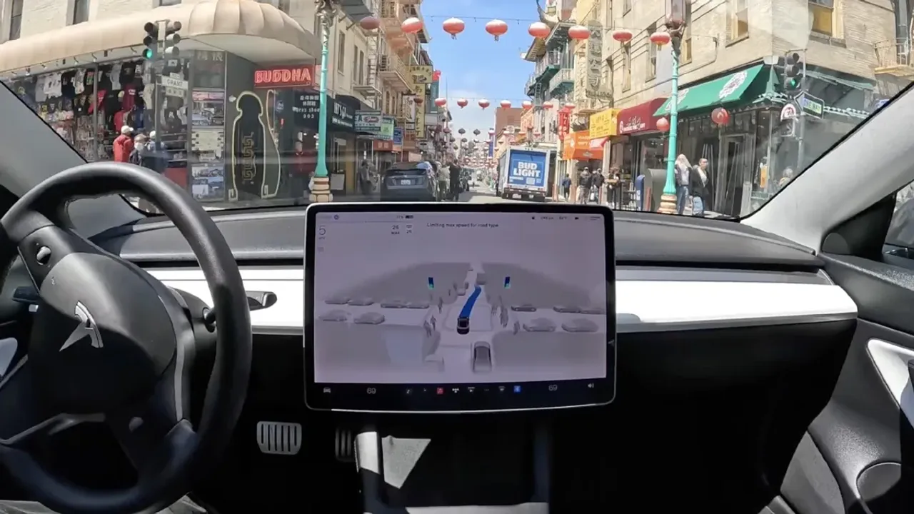 Tesla FSD: చైనాలో ఎలాన్ మస్క్.. టెస్లా సెల్ఫ్ డ్రైవింగ్ సాఫ్ట్ వేర్ కు పర్మిషన్ 