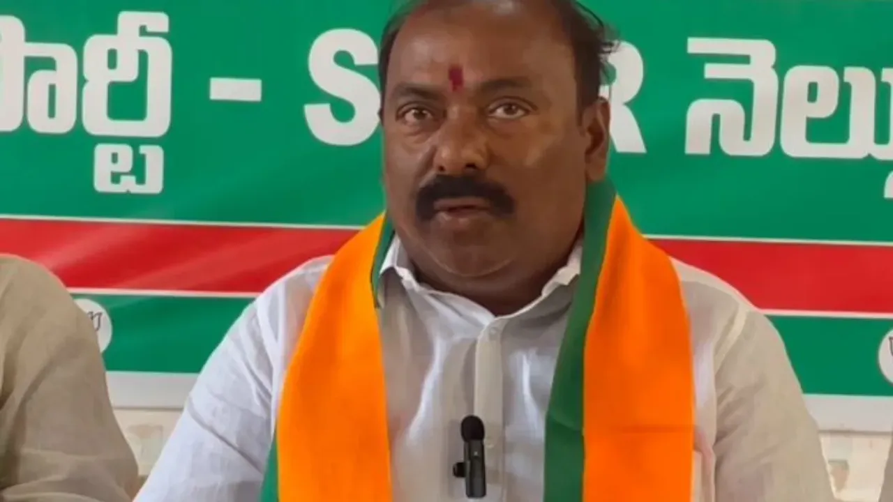 BJP: అవినీతి అధికారులకు కొమ్ముకాస్తున్న కలెక్టర్ ను ఈసీ తొలగించాలి.. భరత్ కుమార్ షాకింగ్ కామెంట్స్..!