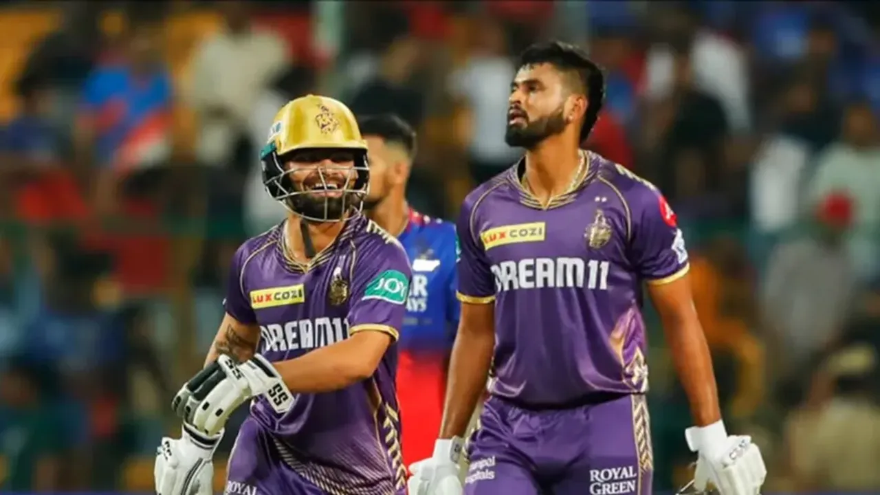 DC vs KKR : కొడితే బాల్ బీచ్ లో పడింది.. విశాఖలో కేకేఆర్ సిక్సర్ల సునామీ..!
