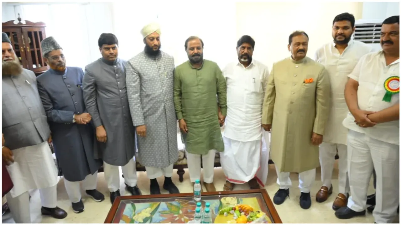 షబ్బీర్ అలీ నివాసంలో రంజాన్ వేడుకలు.. హాజరైన మంత్రులు