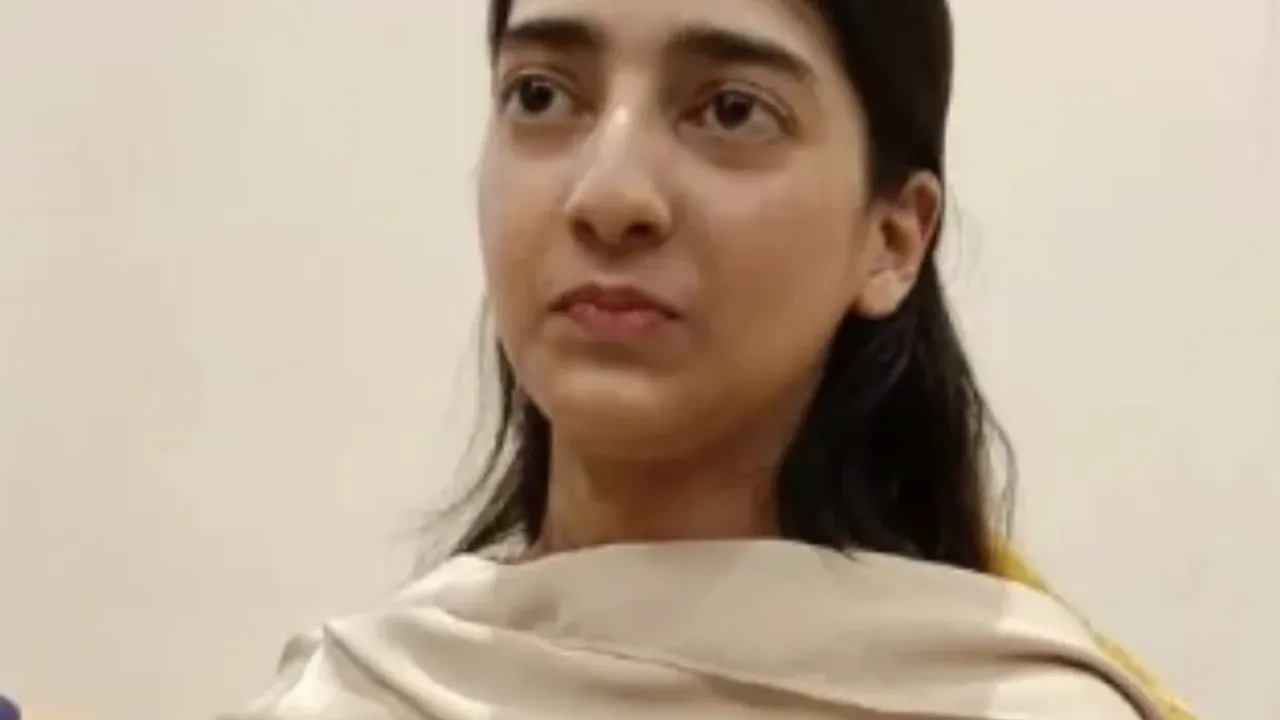 Pak Woman : సరిహద్దులు దాటిన మానవత్వం... పాక్‌ యువతికి భారతీయుని గుండె!